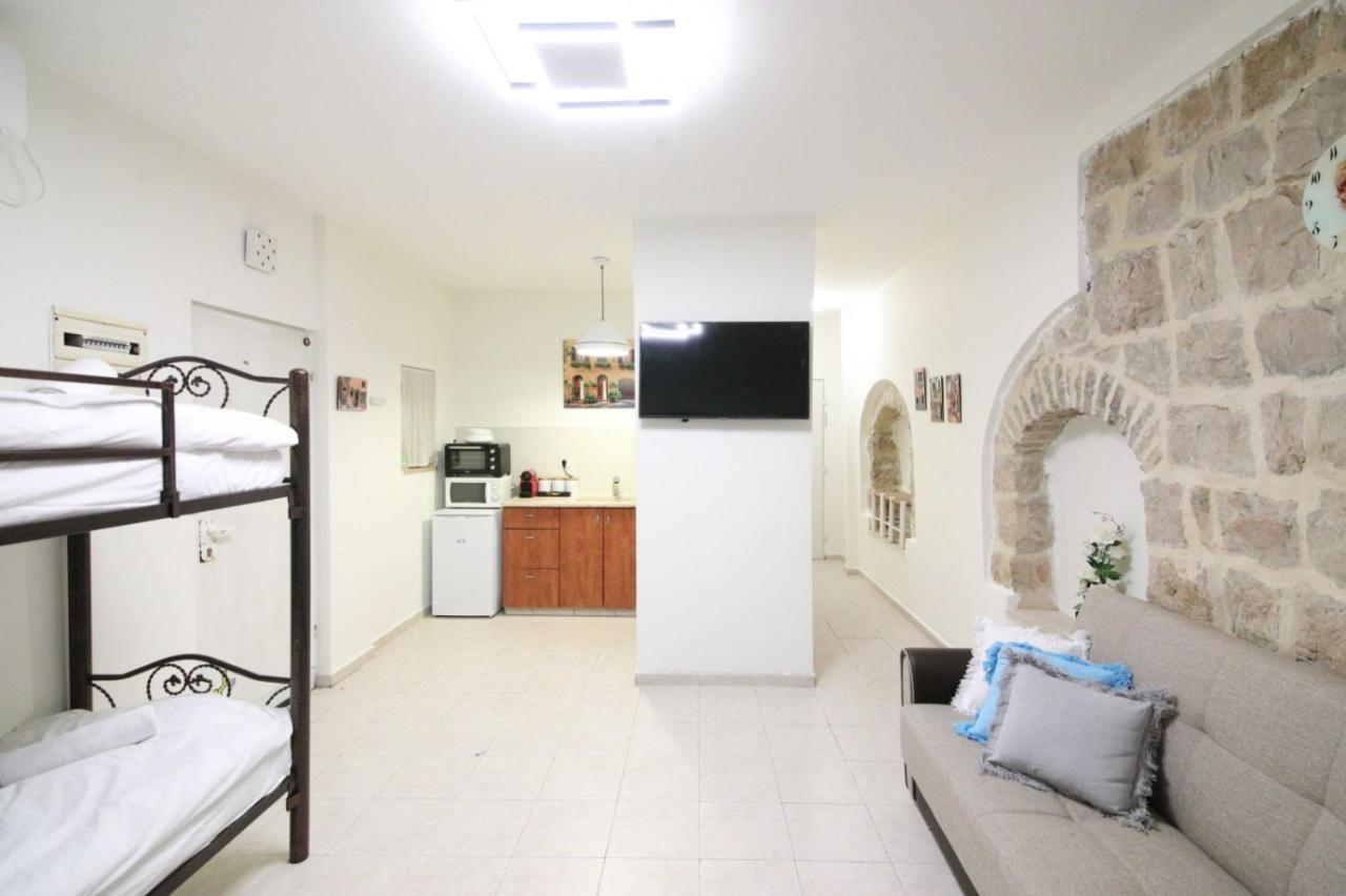 Private Hostel - Best Location Jeruzalem Buitenkant foto